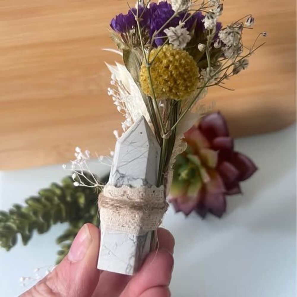 Handmade Crystal Flower Bouquet – Spiritual Home Decor & Gift - Picture 4 of 7